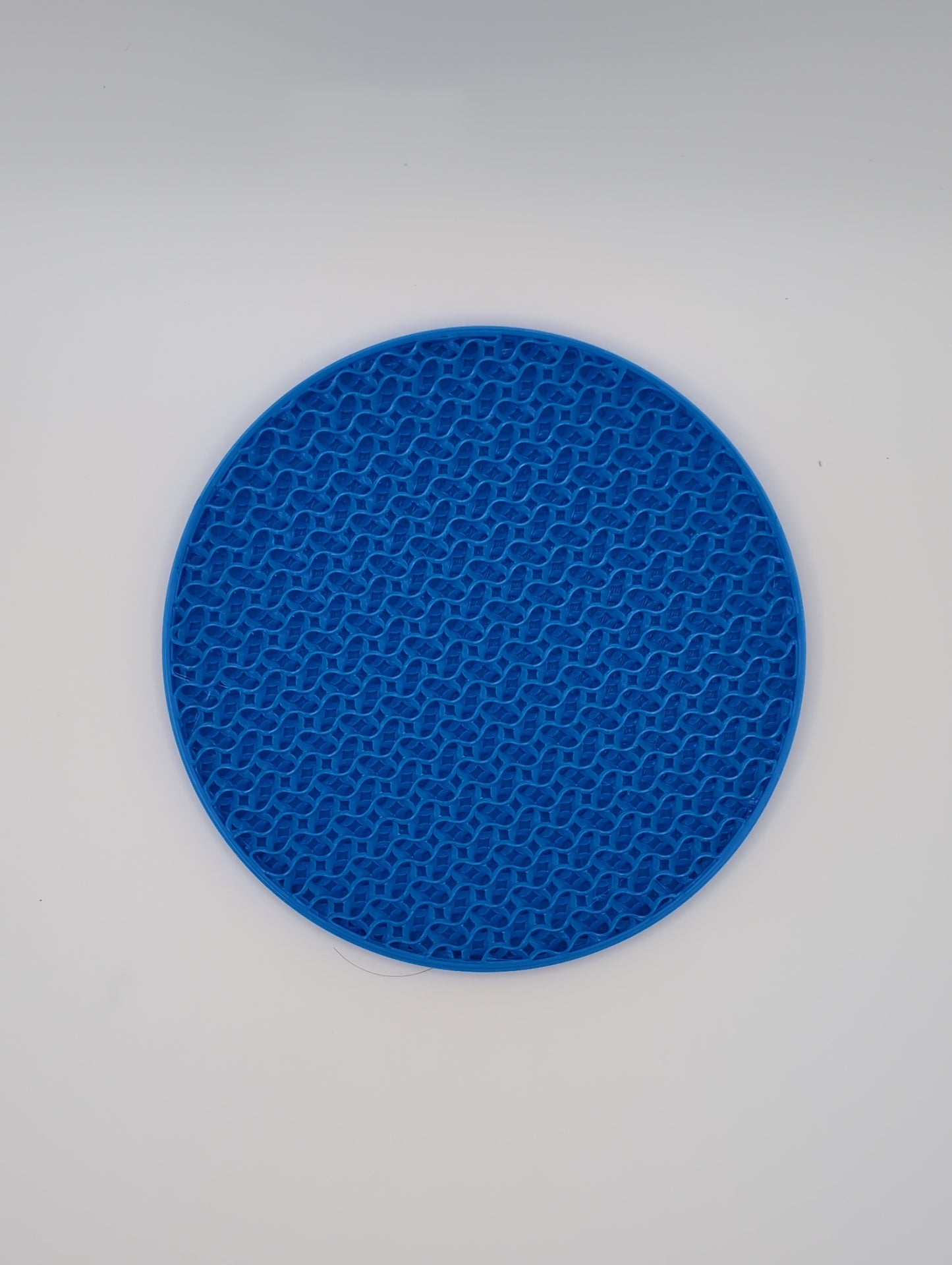 3d printed blue gyroid infill coaster