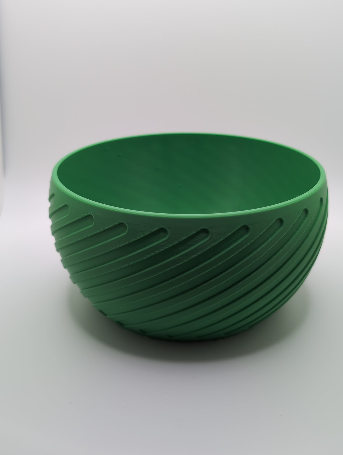 green patterned bowl