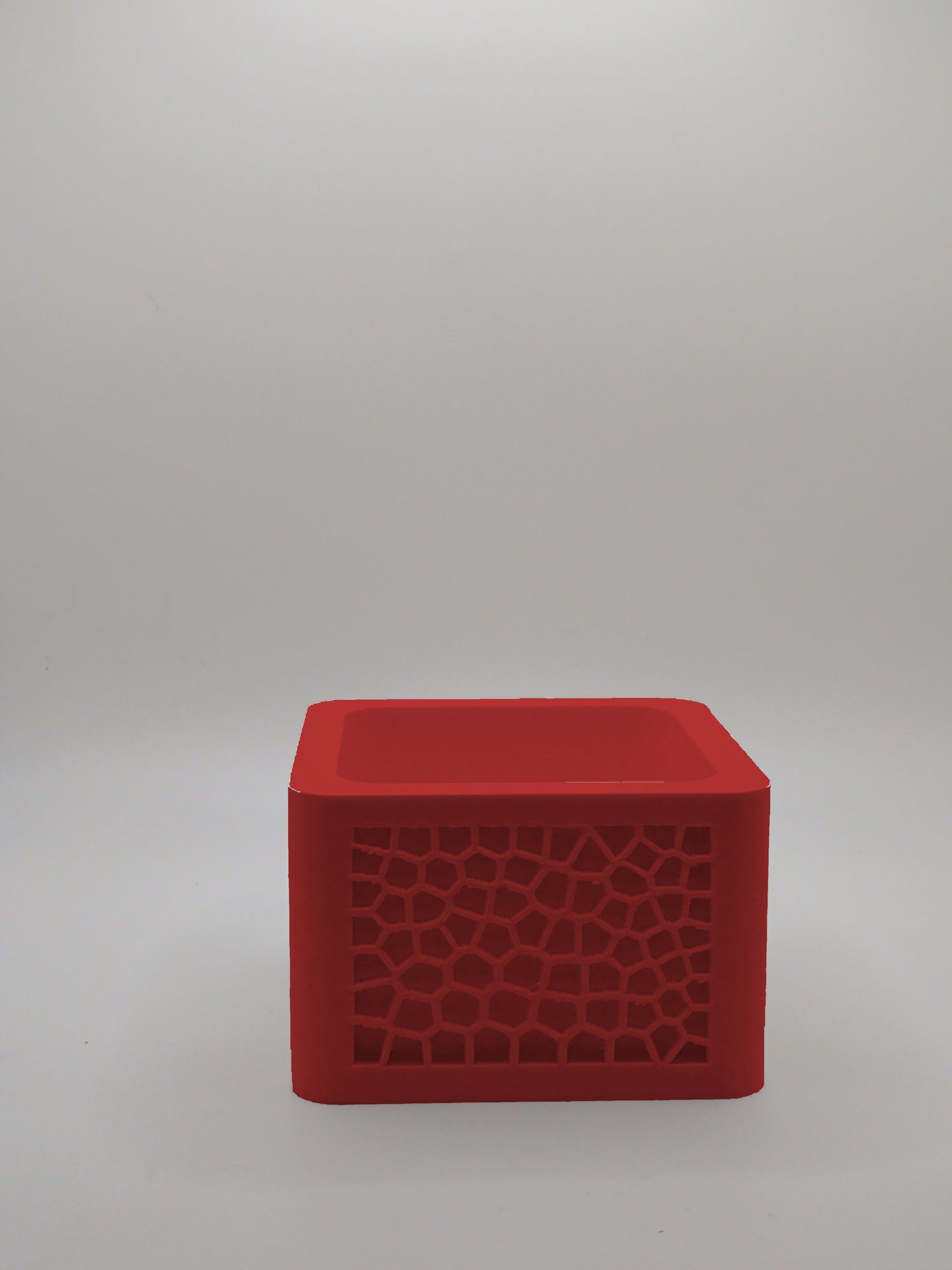 voronoi pattern planter