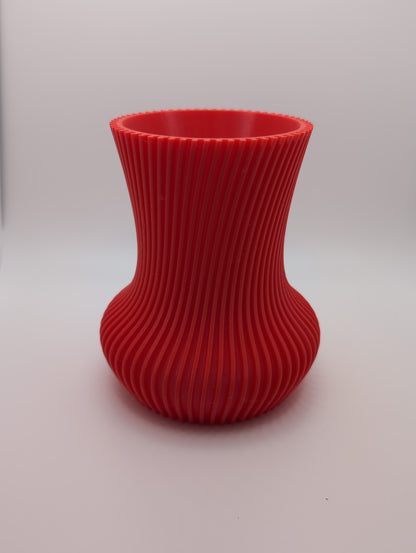 red R vase 2