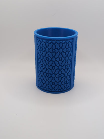 blue flower pattern planter