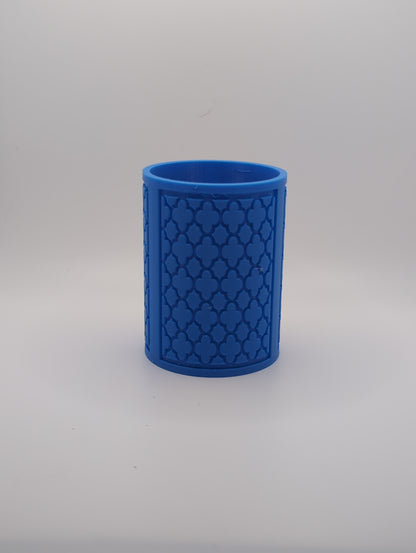 blue rose pattern planter