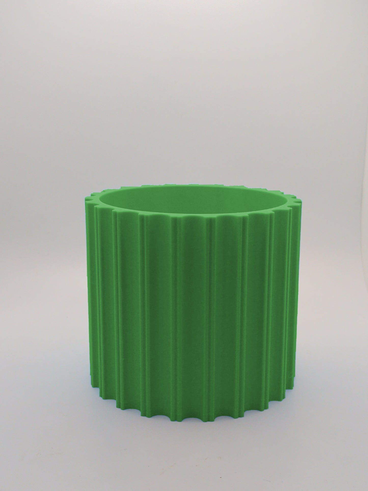 Mid century modern planter 2