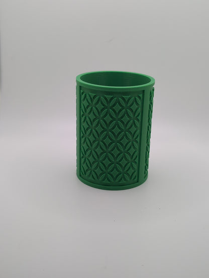 green circle star pattern planter