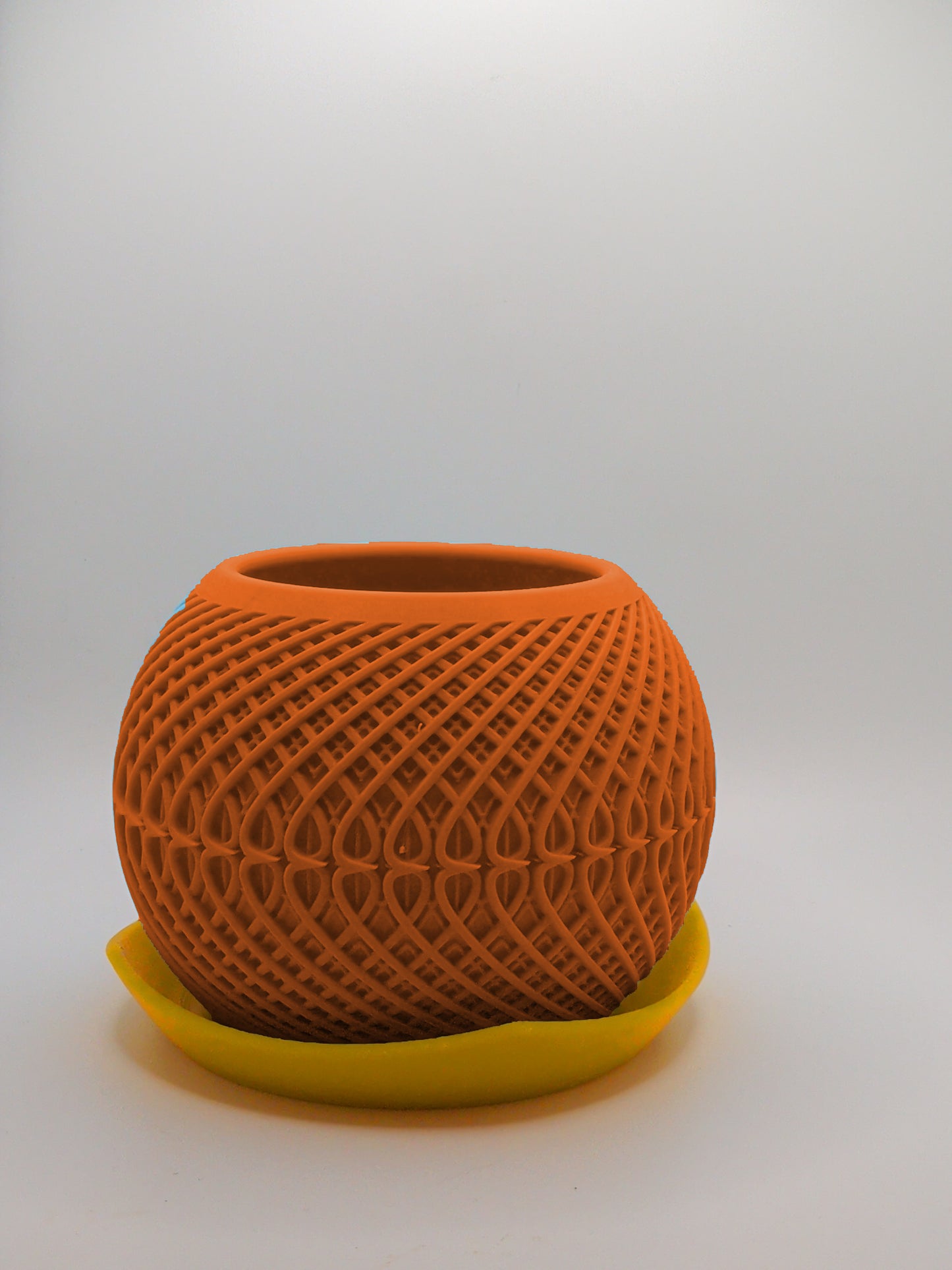 Kinetic planter