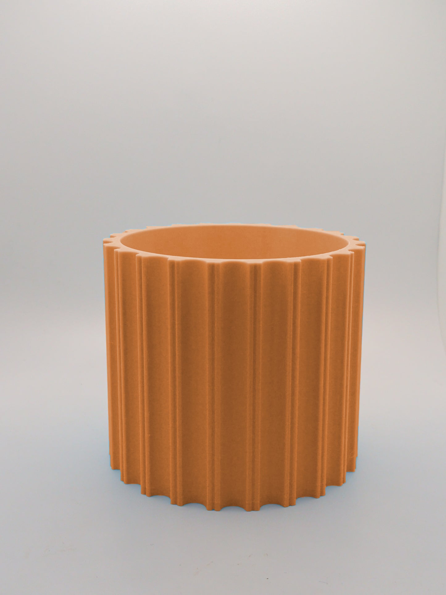 Mid century modern planter 2