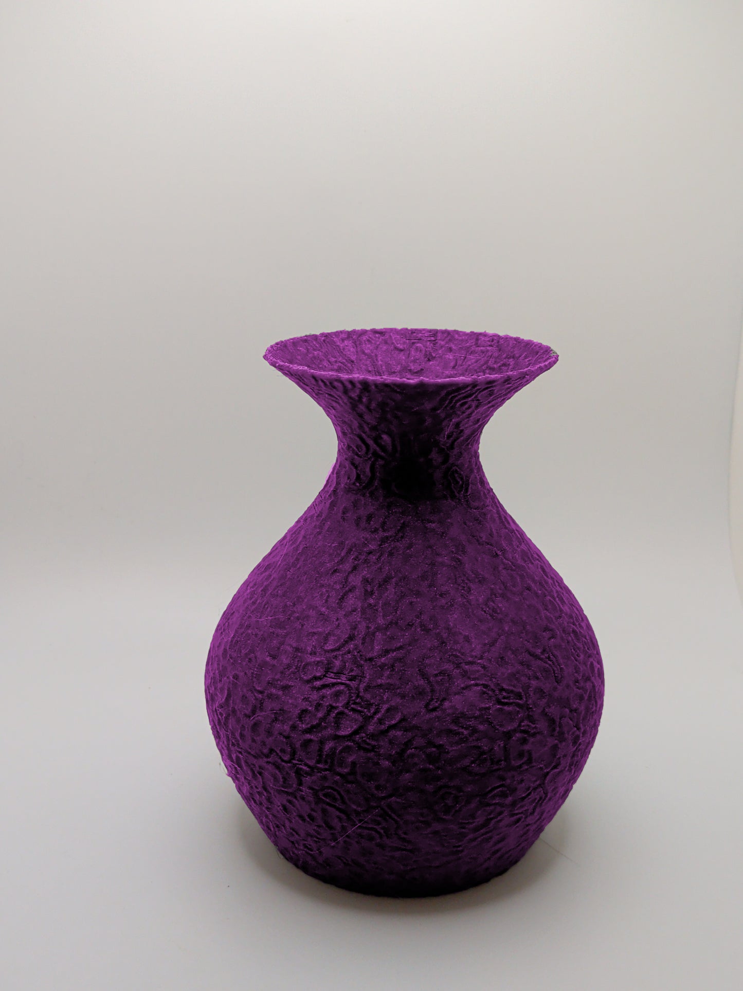 M vase