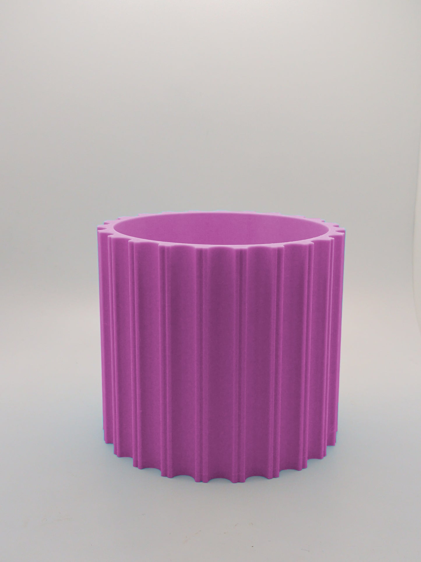 Mid century modern planter 2