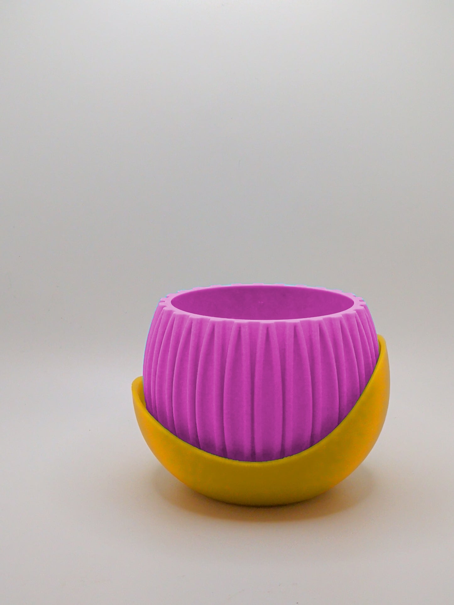 Indoor planter with base