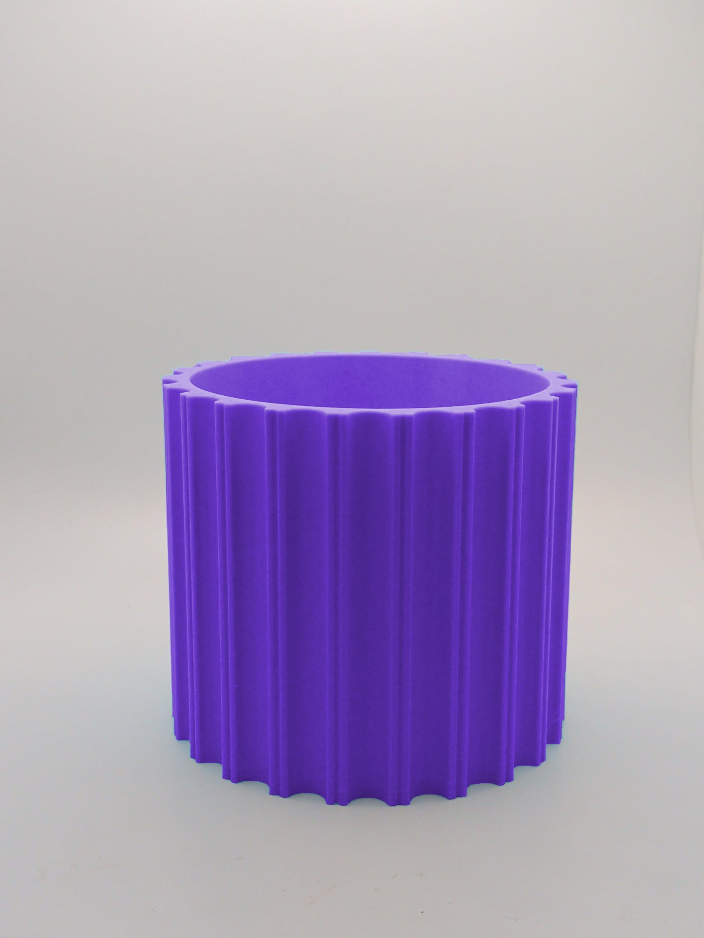 Mid century modern planter 2