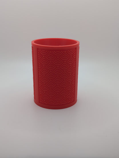 red chinese arc pattern planter