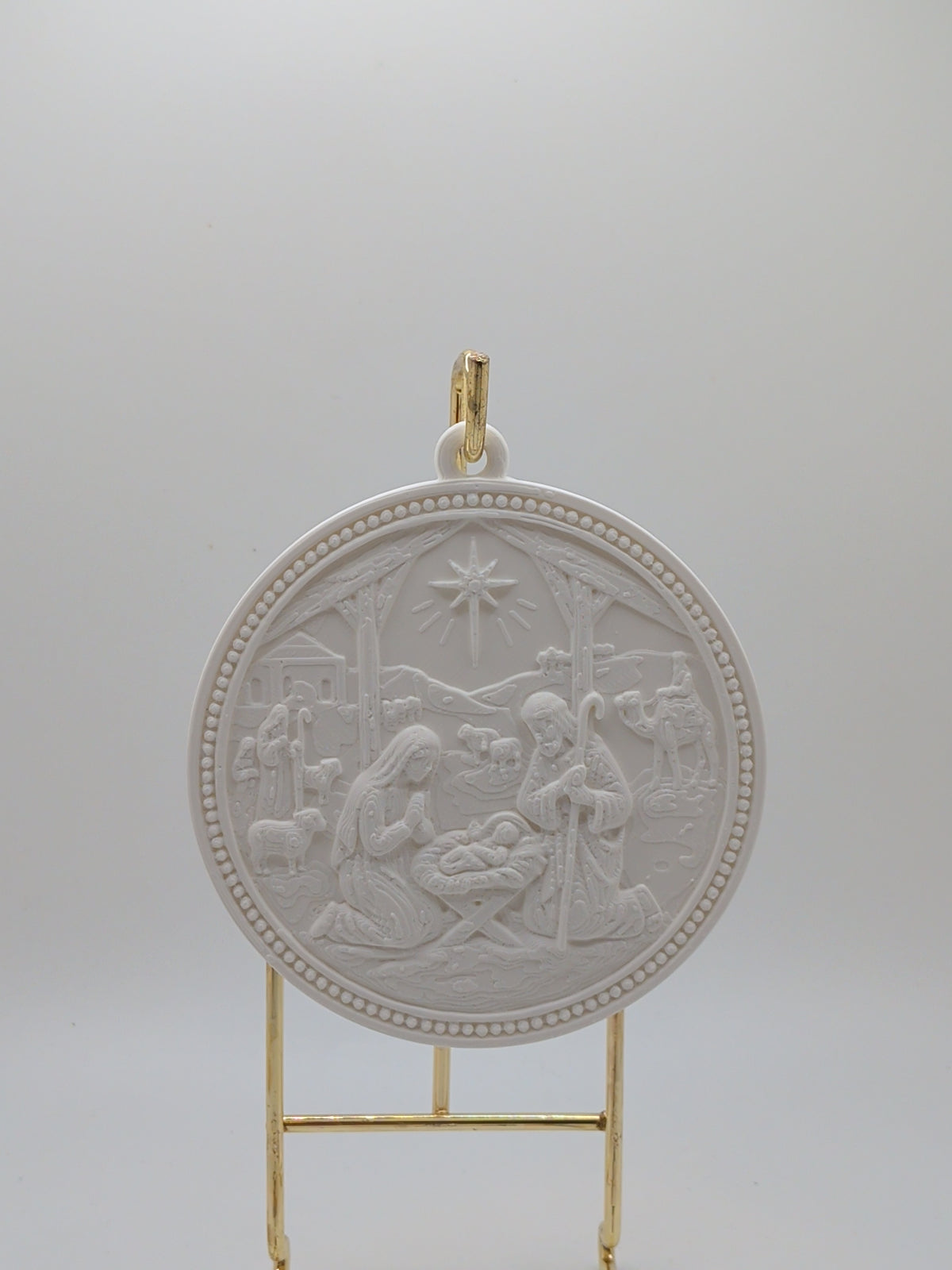 Flat nativity ornament
