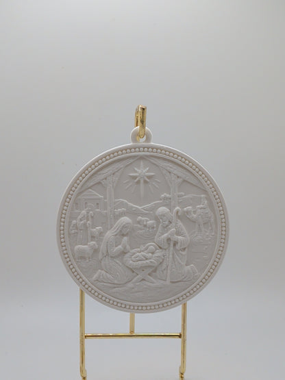 Flat nativity ornament