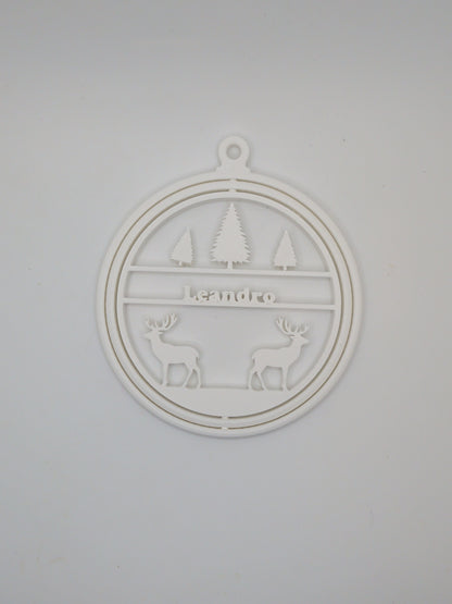Personalized tree with deer ornament