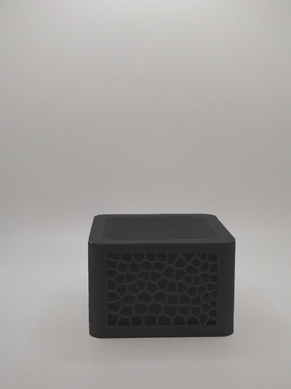 voronoi pattern planter