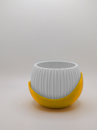 Indoor planter with base