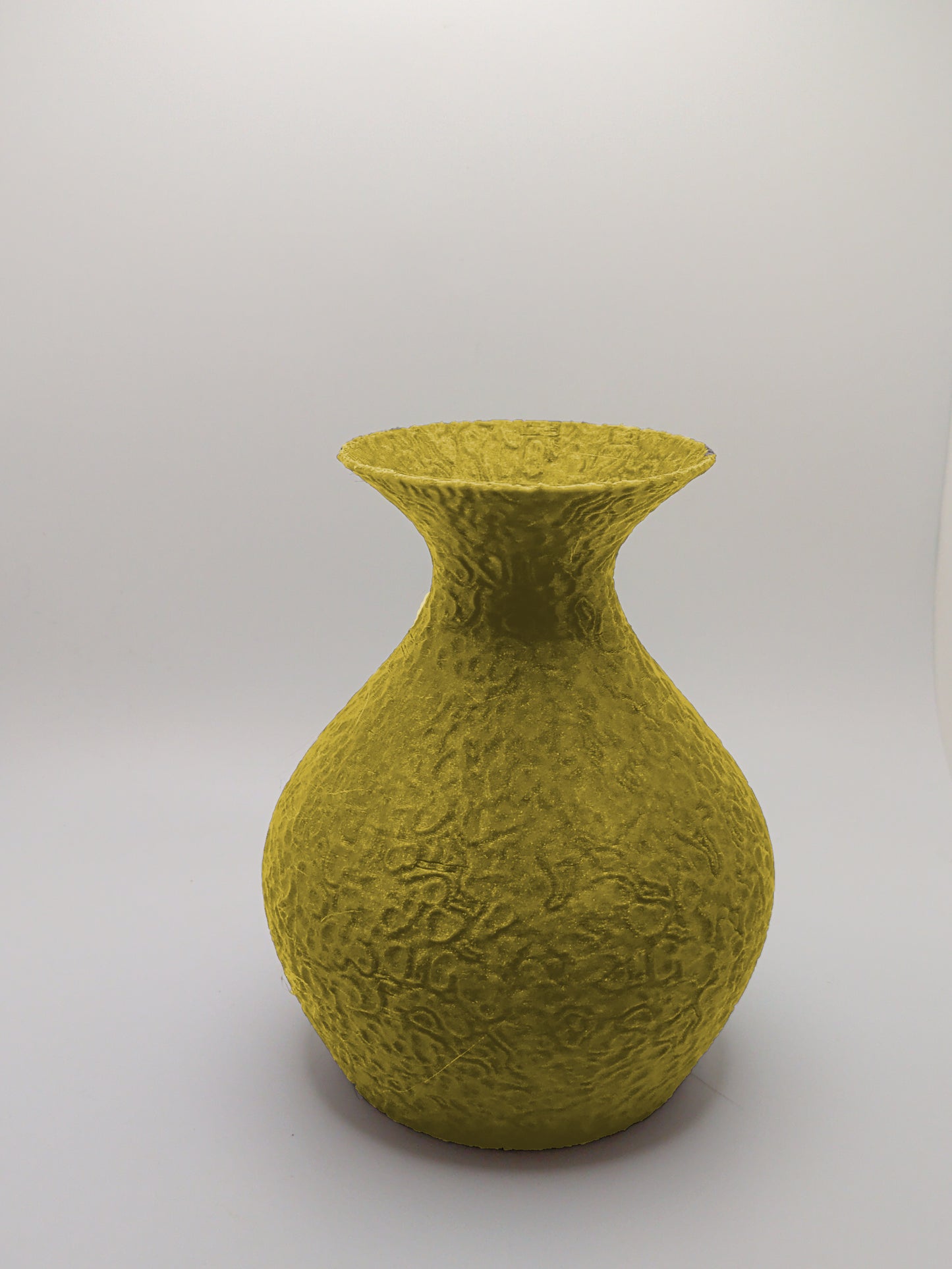 M vase
